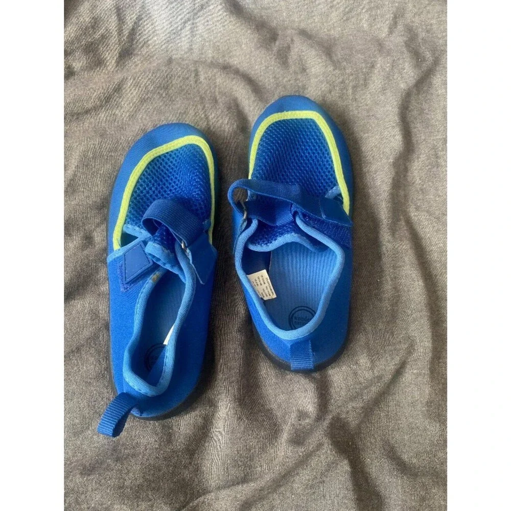 Wonder Nation Blue Velcro Kids Water Shoes